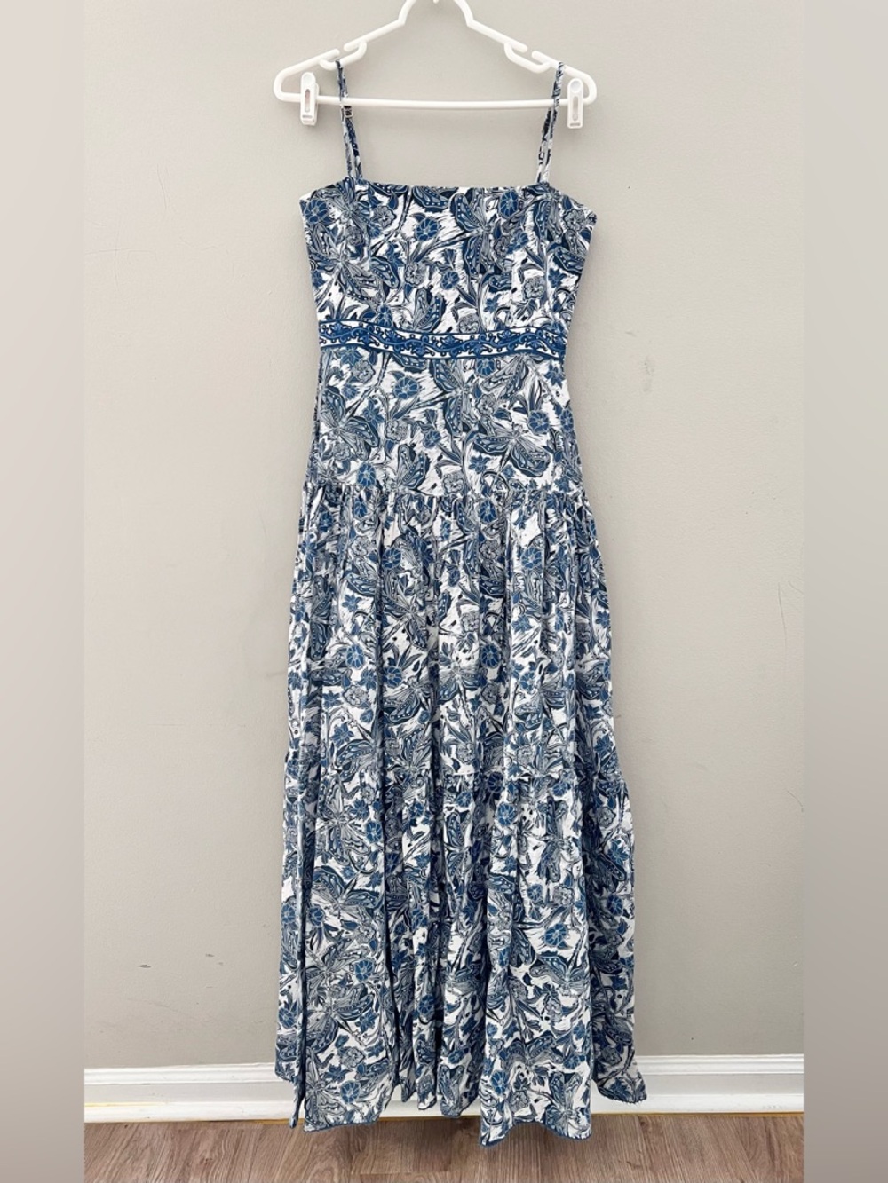 Agua by Agua Bendita Lima Spaghetti Printed Straps Linen Maxi Dress. - Picture 3 of 8